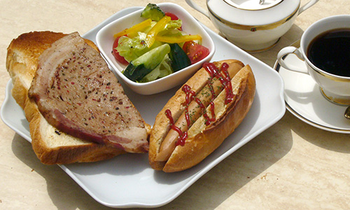 コンビB　１ドリンク付　1600円