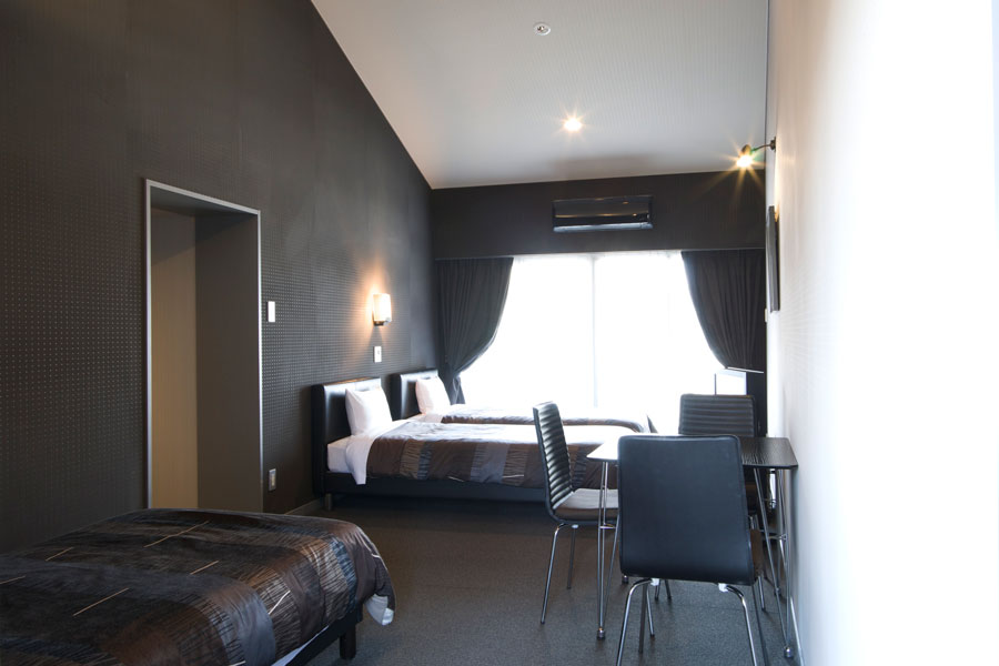 禁煙・デラックストリプル