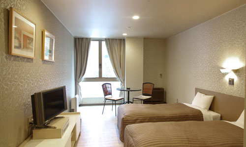 禁煙・愛犬同伴OK・デラックストリプル